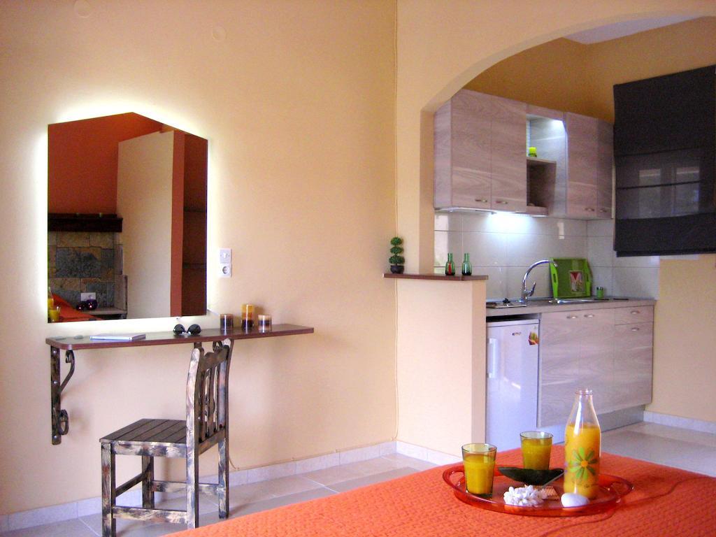 Corfu Pearl Aparthotel Liapades Ngoại thất bức ảnh